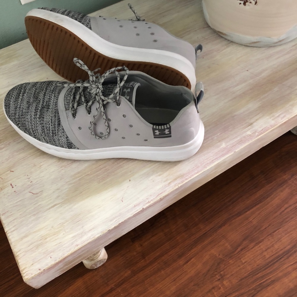 Men’s Under Armor Sneakers (only worn once)